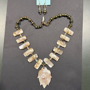 Unique Blister Pearl , Freshwater Pearl and Gold Necklace